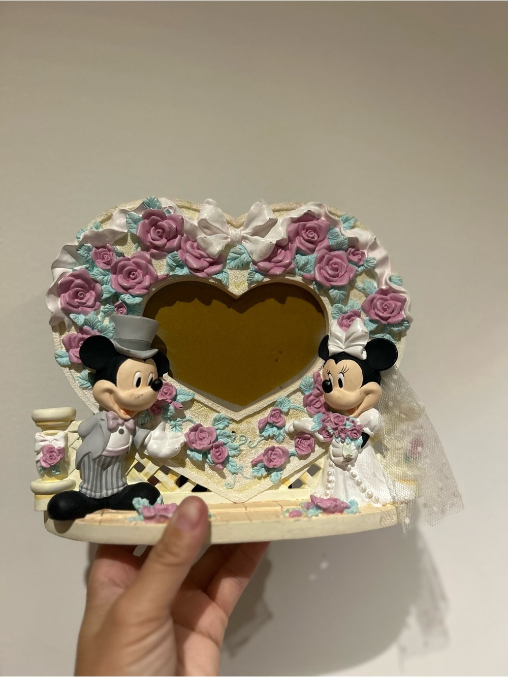 Disney Wedding 3D Frame Mickey Minnie Mouse Heart Shaped for 3.5" x 5" Photo